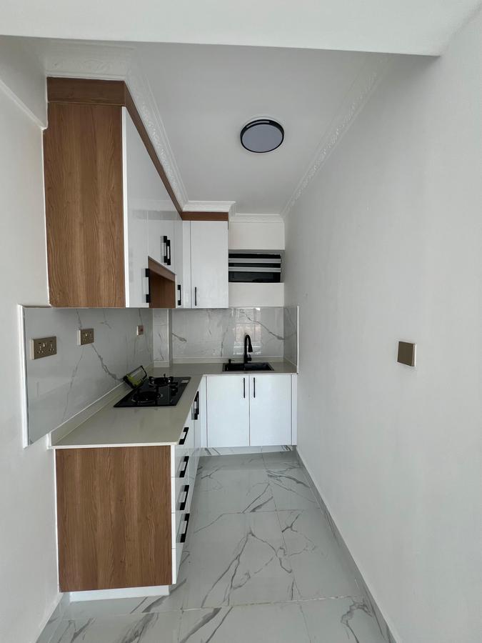 1 Bed Apartment with En Suite at Taya Center - 4