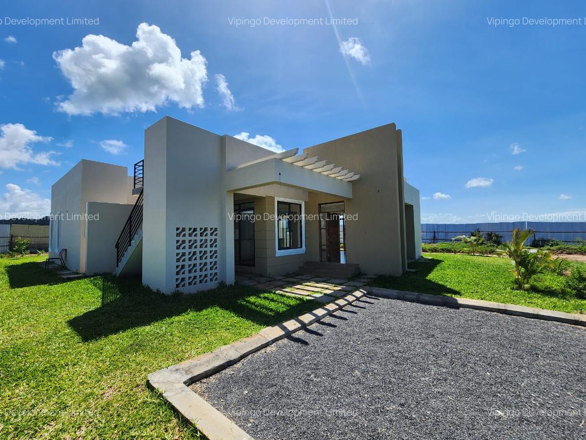 4 Bed House with En Suite at Awali Estate - 2