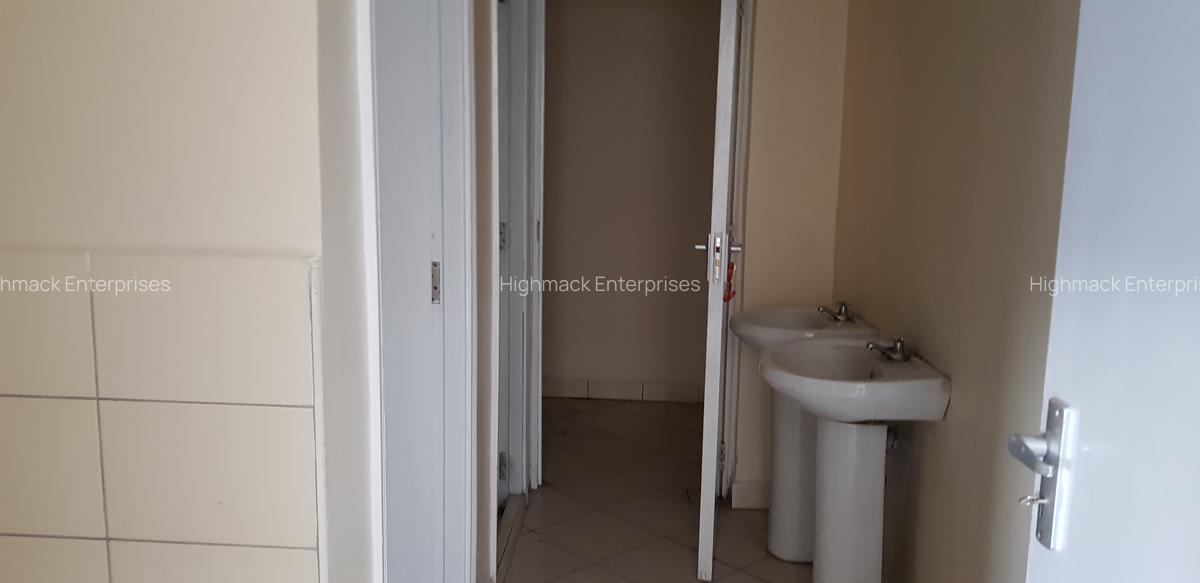 12,500 ft² Warehouse with Backup Generator at Enterprise Road - 6