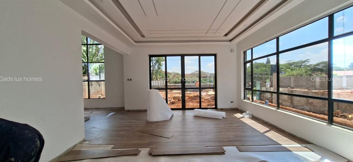 5 Bed Villa with En Suite at Lavington - 11