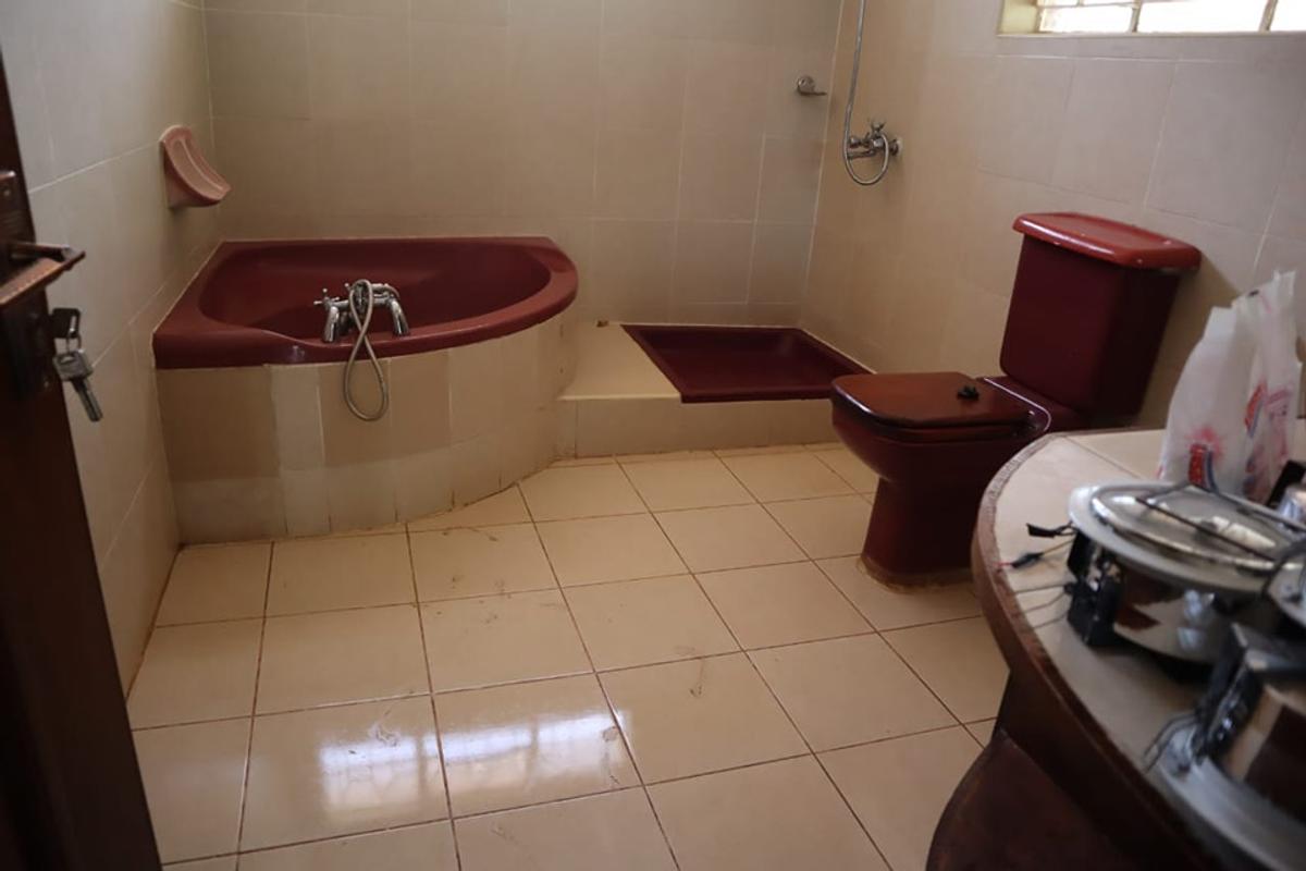 600 ft² Commercial Property with Fibre Internet in Karen - 12