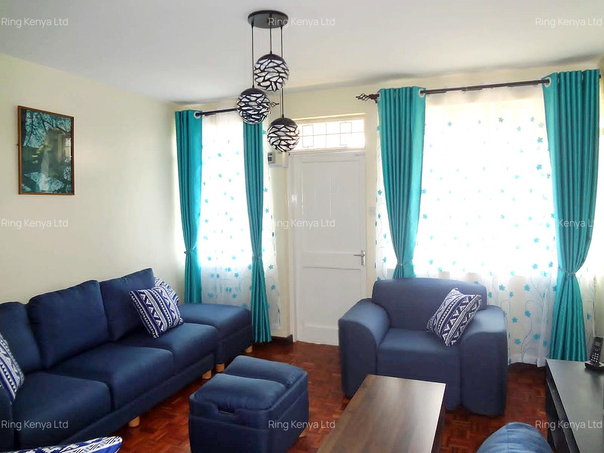 Furnished 3 Bed Apartment with En Suite at Woodley - 11