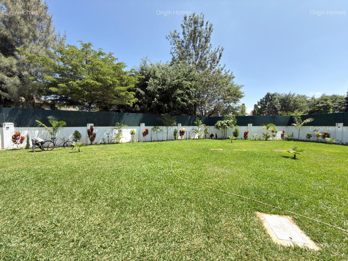 6 Bed House with En Suite at Runda - 15