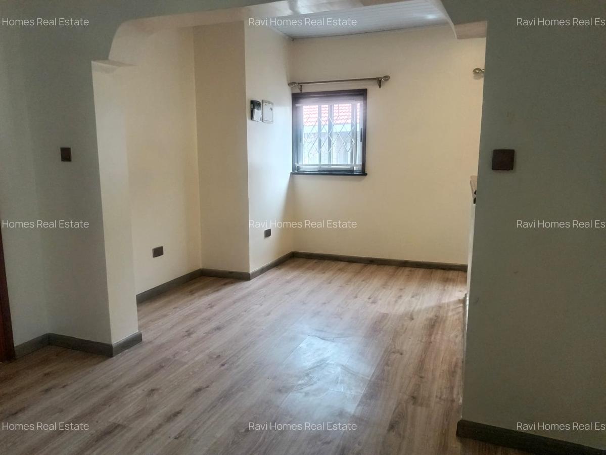 5 Bed Townhouse with En Suite in Kiambu Road - 10
