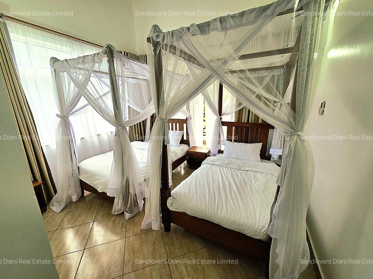 3 Bed Villa with En Suite in Diani - 14