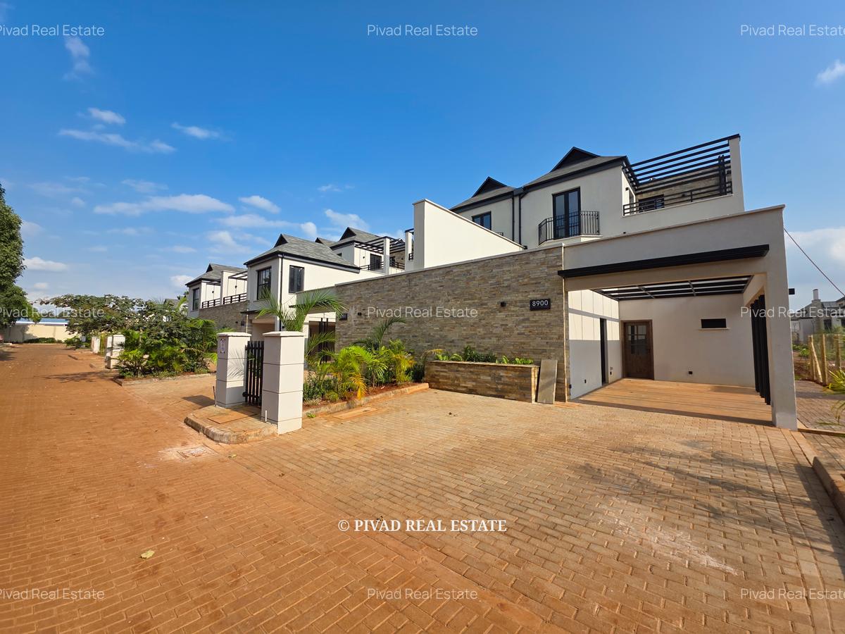 4 Bed Townhouse with Swimming Pool in Runda - 19