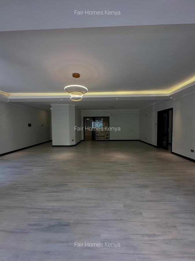 3 Bed Apartment with En Suite at Riverside Drive - 6