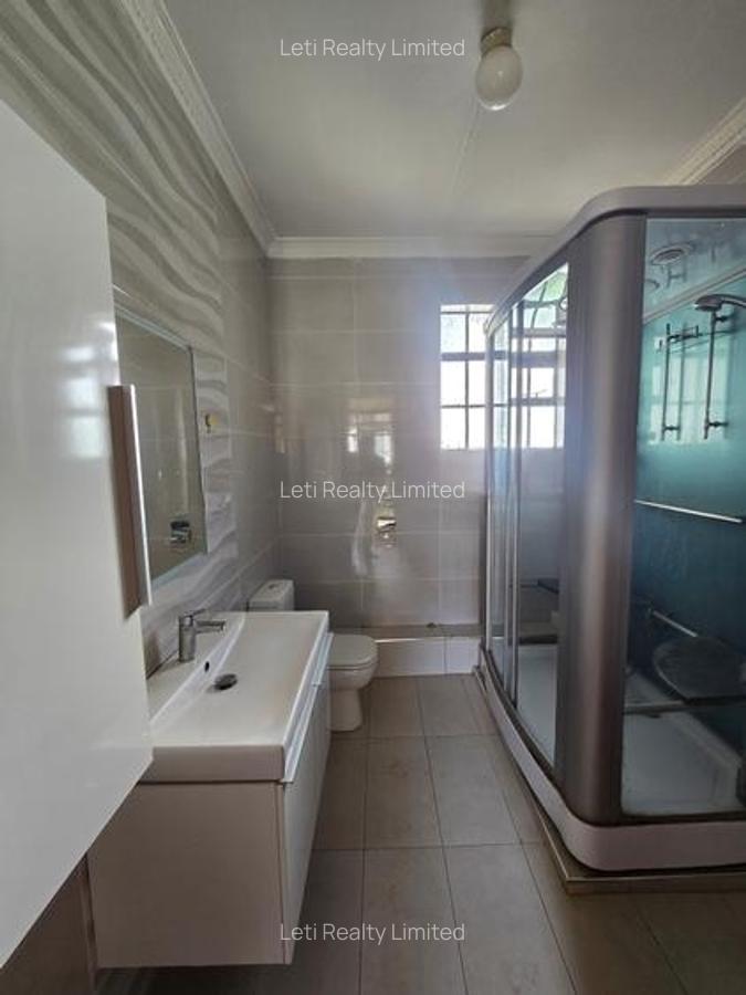 4 Bed Townhouse with En Suite in Lavington - 8
