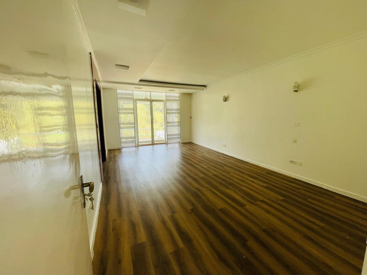 4 Bed House with En Suite in Kitisuru - 18