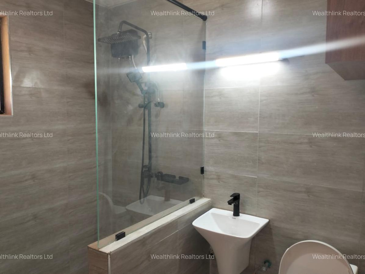 4 Bed House with En Suite at Loresho - 12