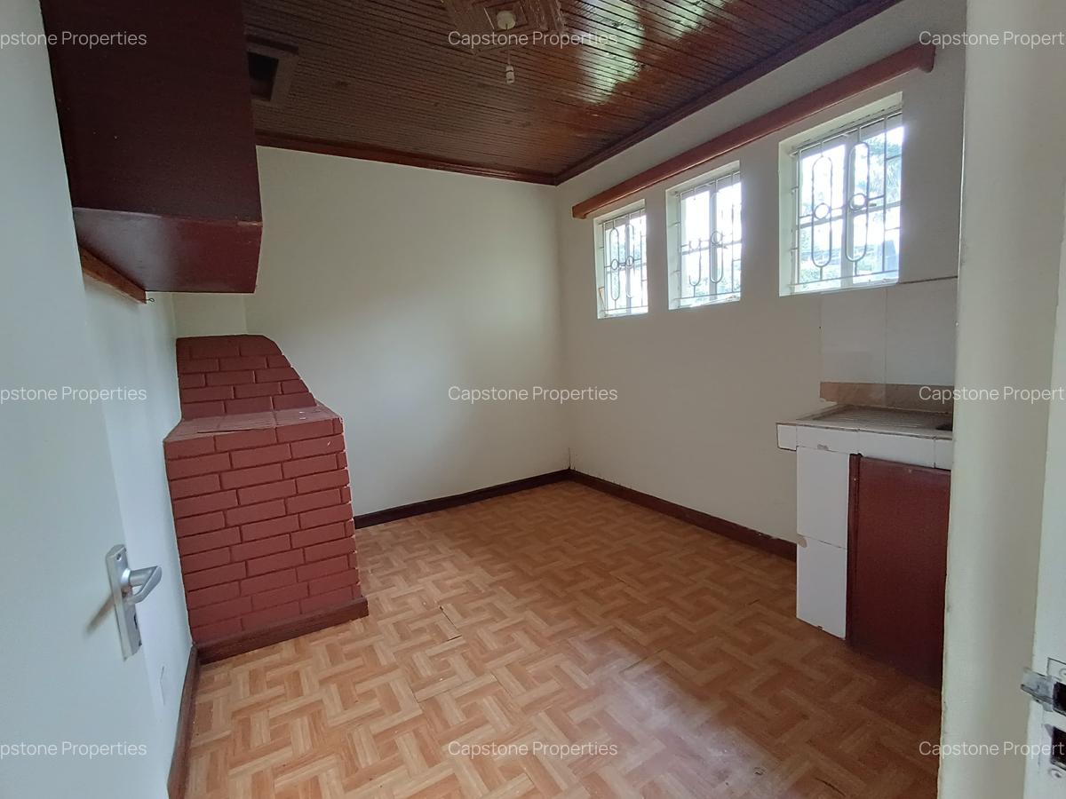 4 Bed Townhouse with En Suite in Runda - 8