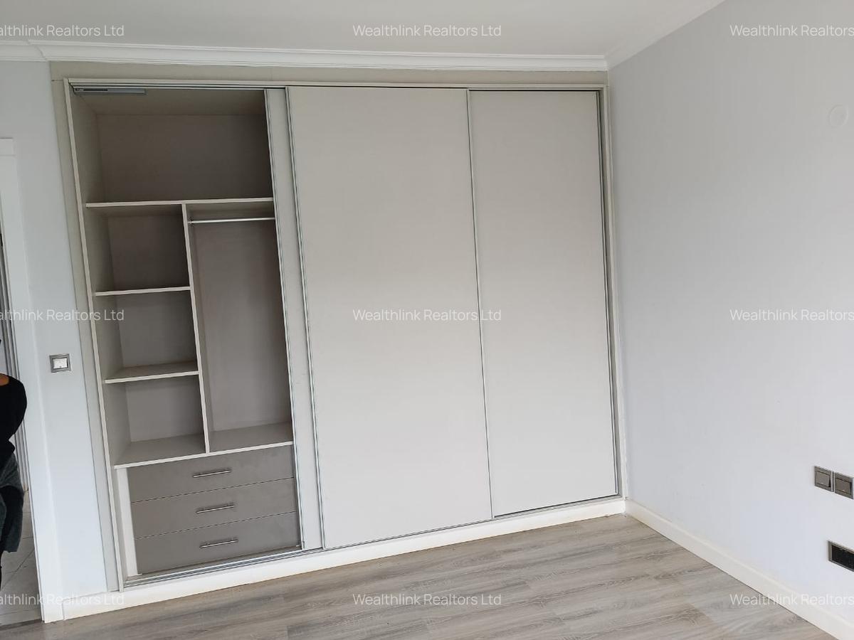 4 Bed Townhouse with Swimming Pool at Five Star Paradise - 8