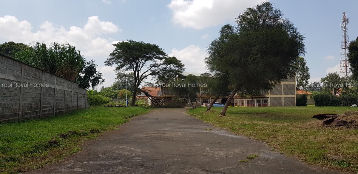Commercial Property with Backup Generator at Close To Braeburn Garden Estate - 9