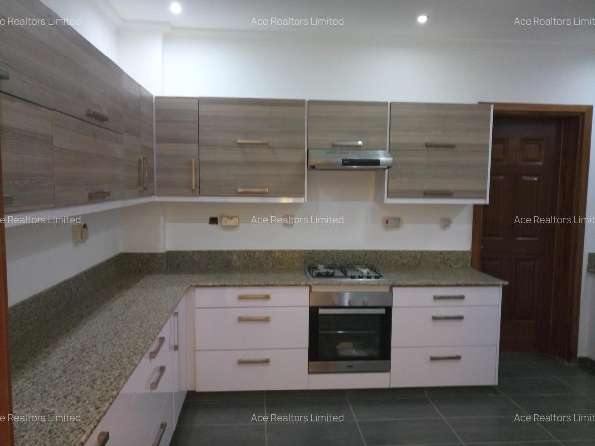 2 Bed Apartment with En Suite at Westlands - 4