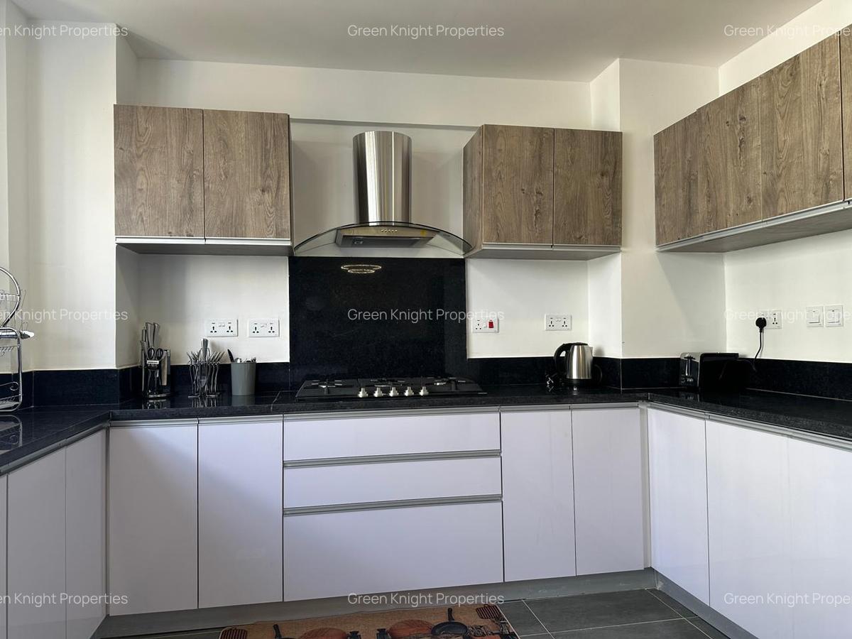 Serviced 3 Bed Apartment with En Suite in Kileleshwa - 9