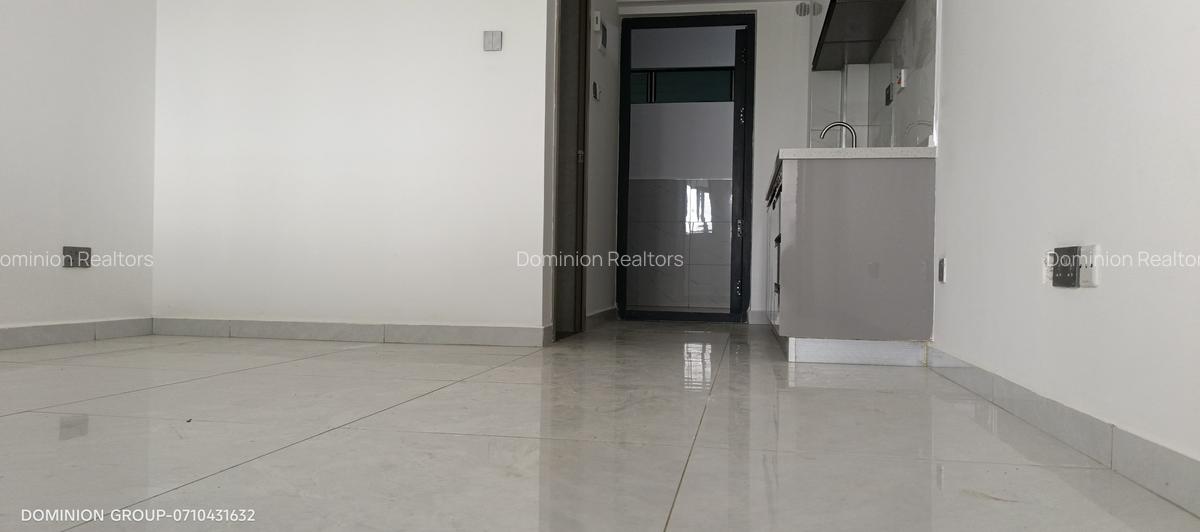 2 Bed Apartment with En Suite at Westlands Road - 4