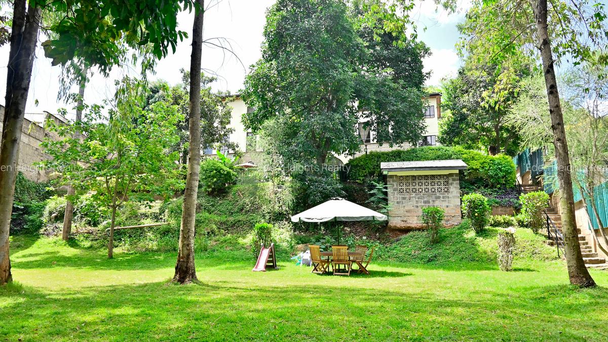 2 Bed Apartment with En Suite in Brookside - 1