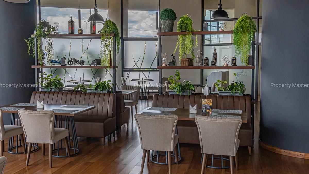 Serviced 1 Bed Apartment with En Suite at Southern Bypass - 10