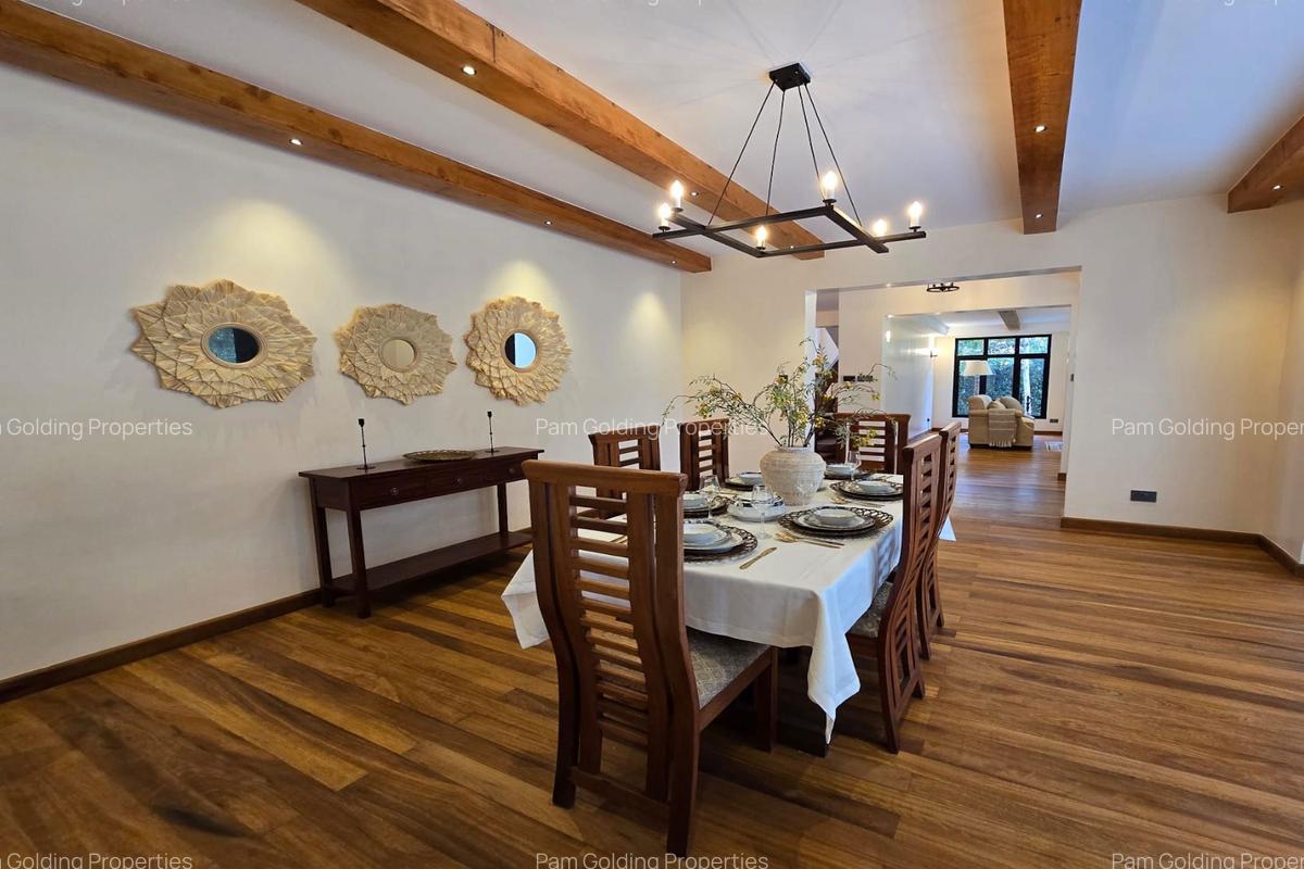 5 Bed House in Runda - 6