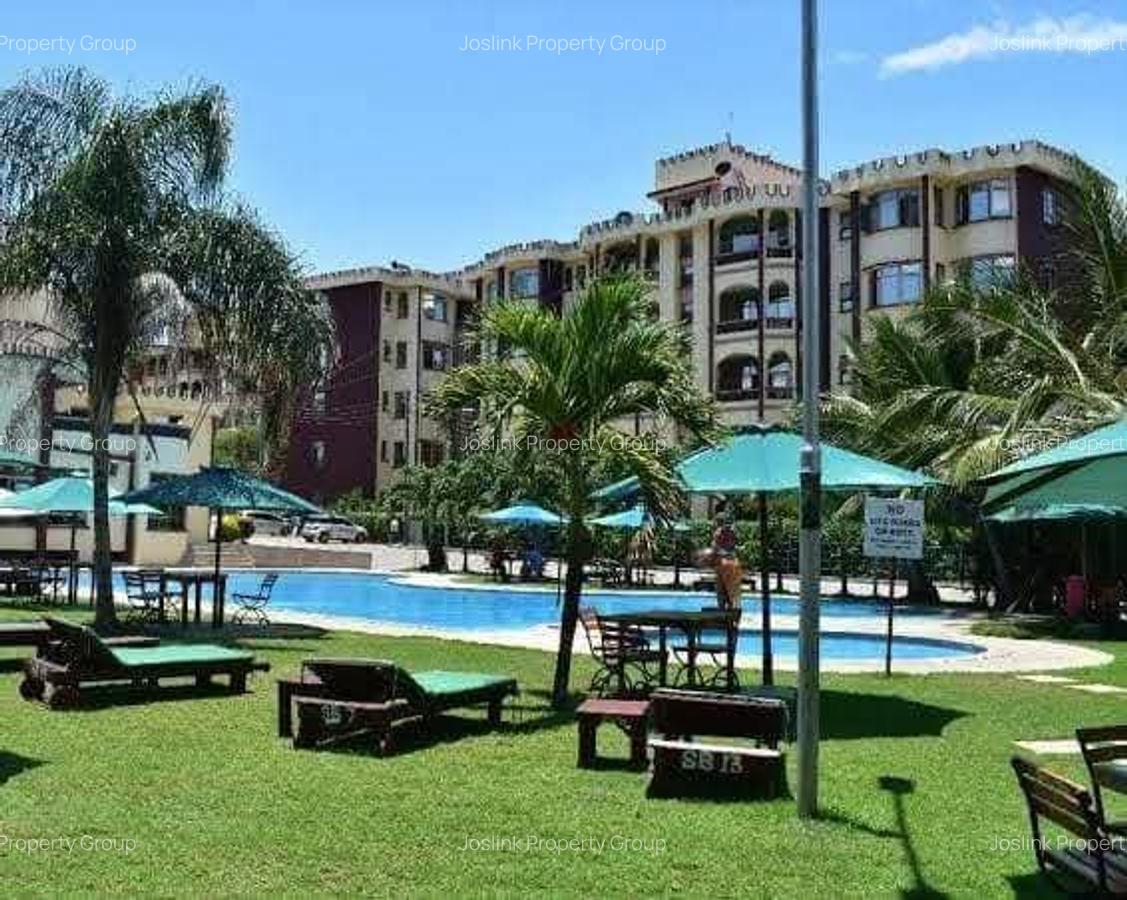 Serviced 3 Bed Apartment with En Suite in Nyali Area - 3