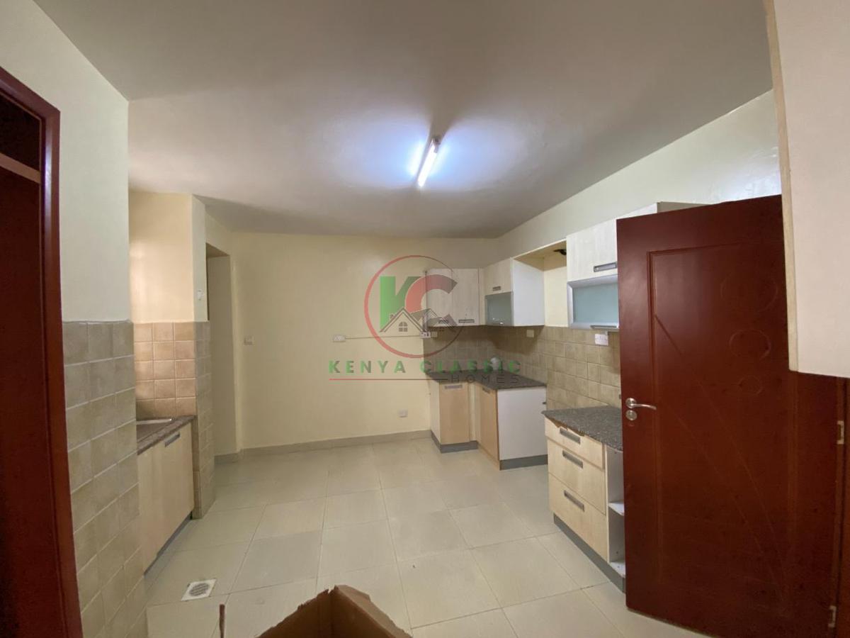 3 Bed Apartment with En Suite in Lavington - 5