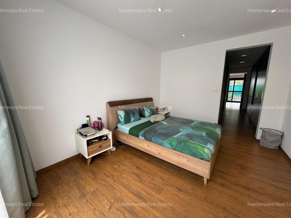 4 Bed Townhouse with En Suite in Westlands Area - 14