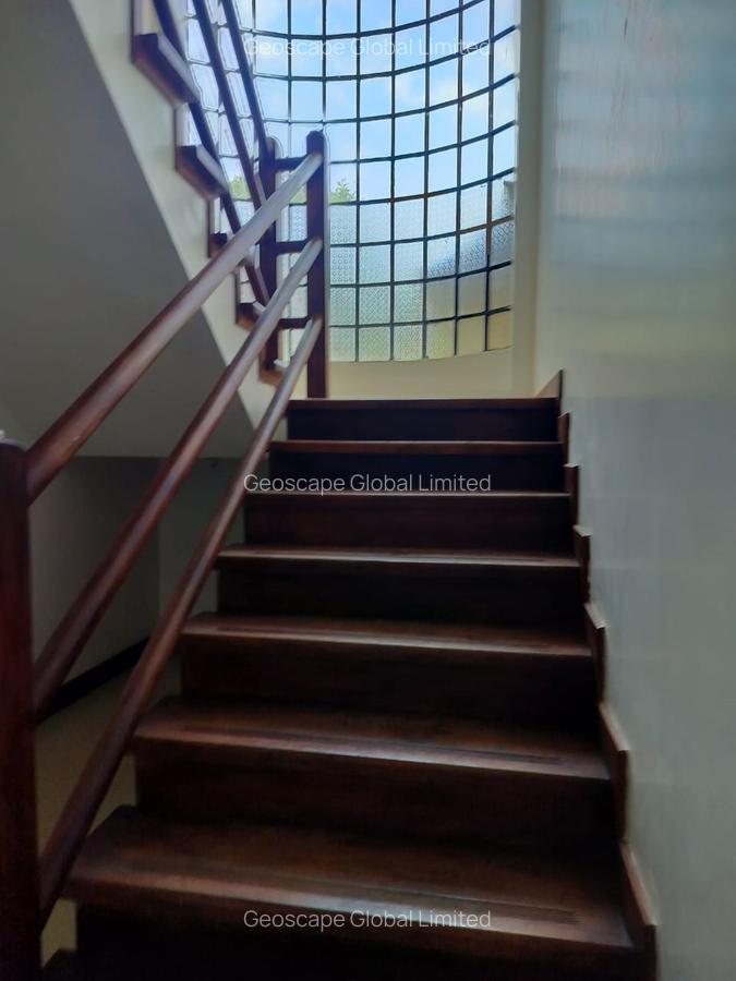 5 Bed House with En Suite in Karen - 8