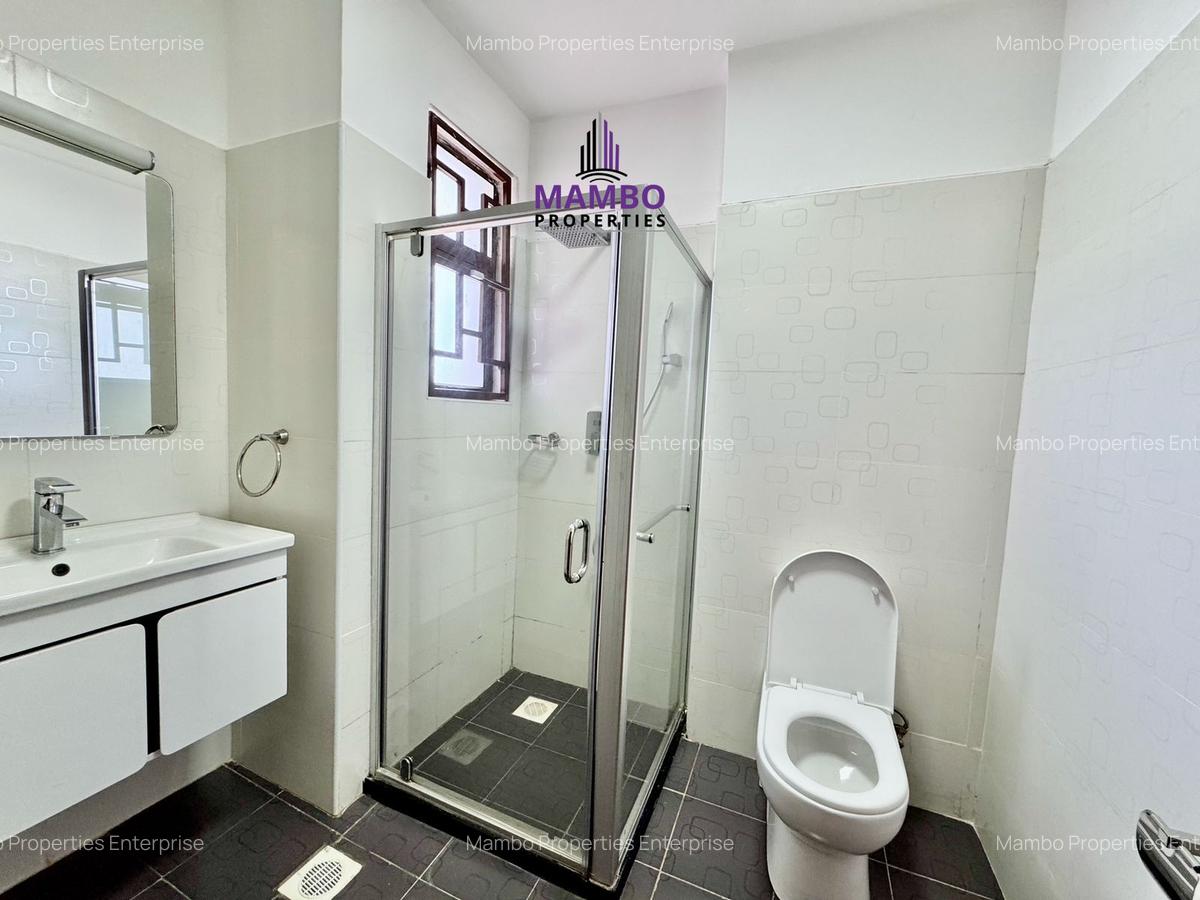 4 Bed Townhouse with En Suite at Runda - 13