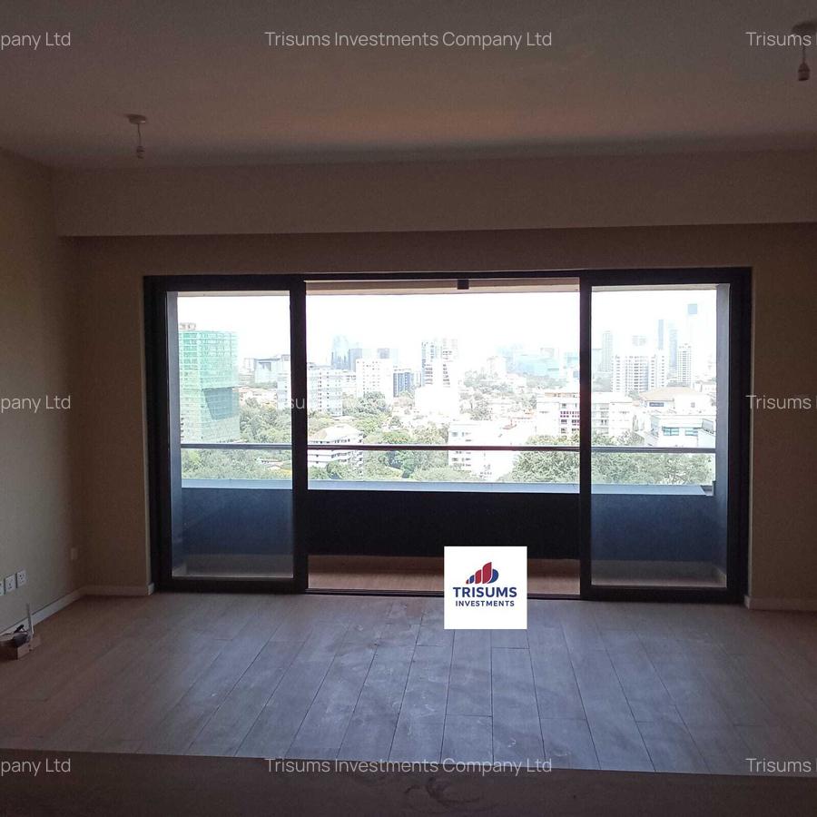 2 Bed Apartment with En Suite in Riverside - 4