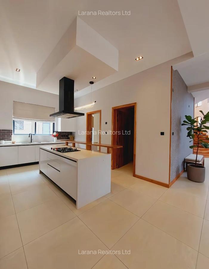 4 Bed House with En Suite in Loresho - 9