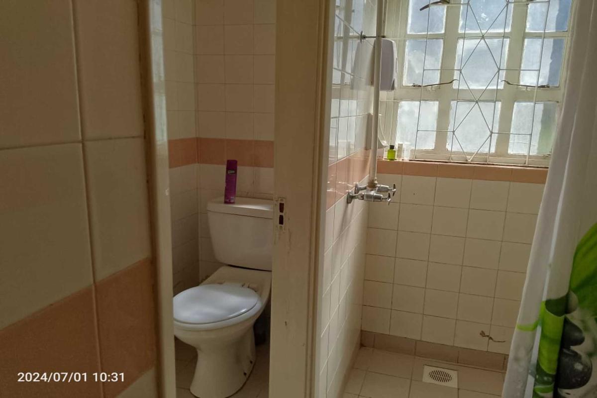 2 Bed Apartment with En Suite in Kilimani - 12