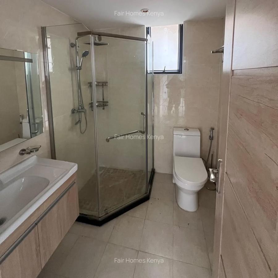 2 Bed Apartment with En Suite at King'Ara Road - 16
