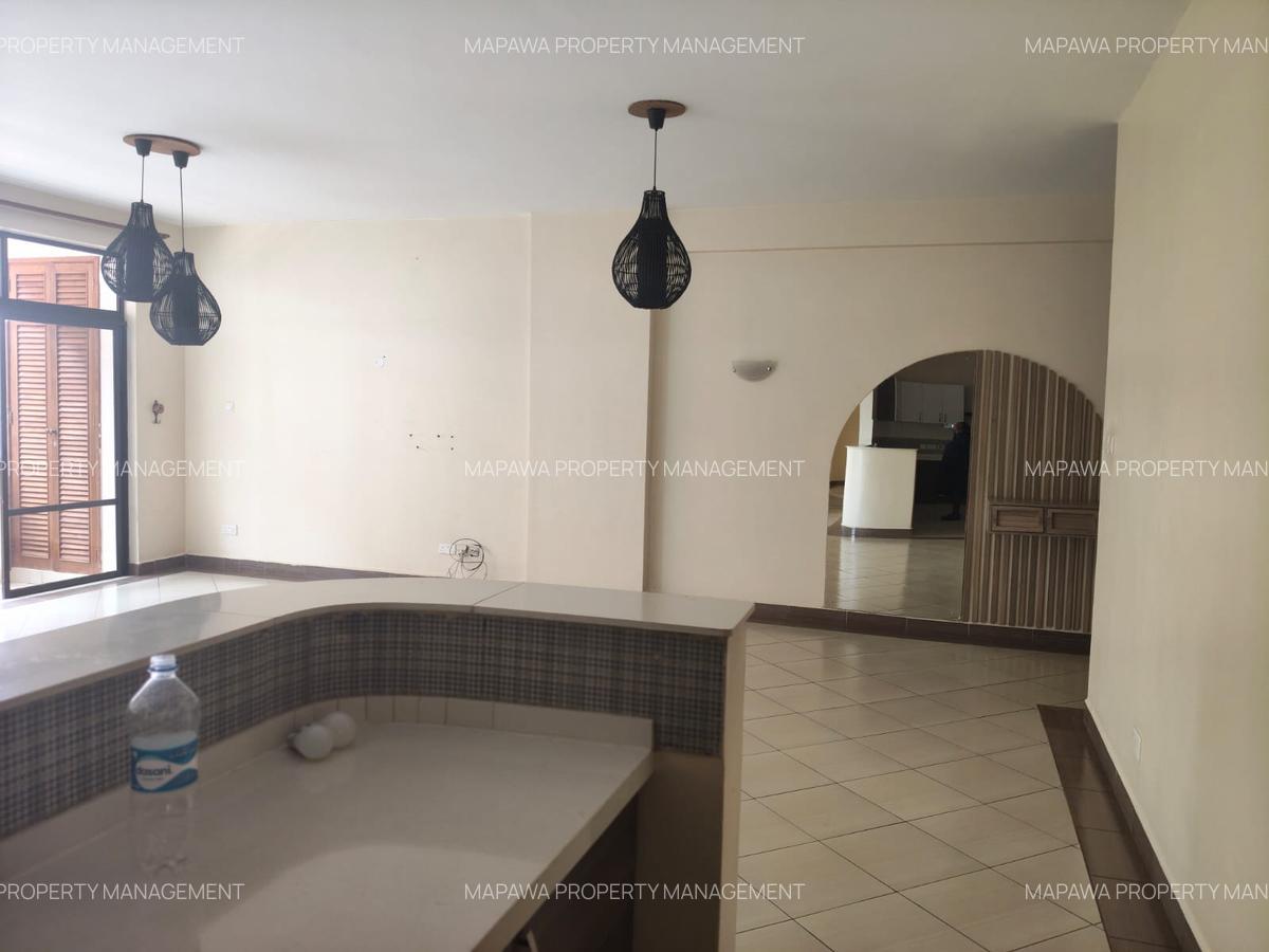 Serviced 4 Bed Apartment with En Suite in Westlands Area - 7