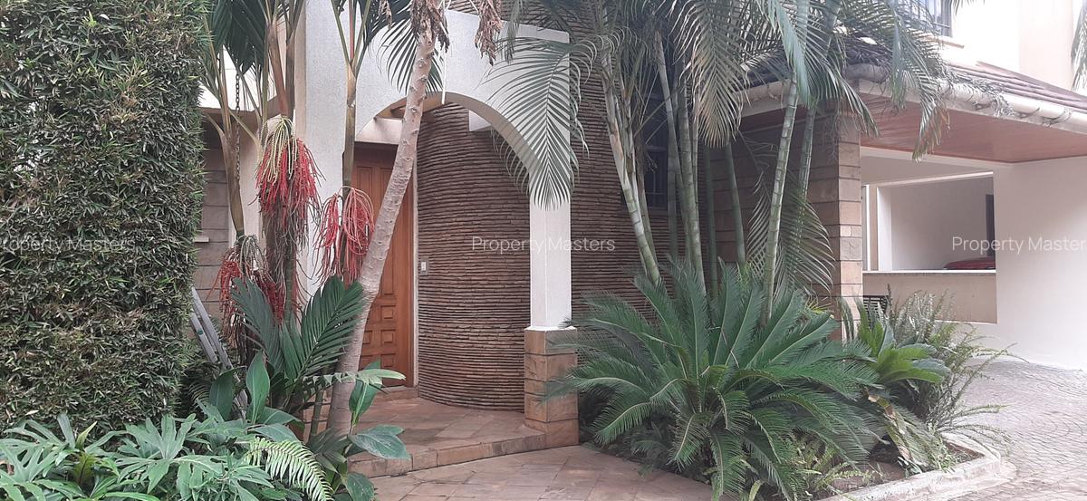 5 Bed Villa with En Suite at Loyangalani Drive - 3