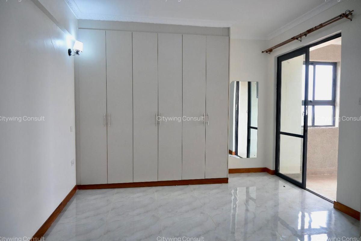 2 Bed Apartment with En Suite at School Lane - 10