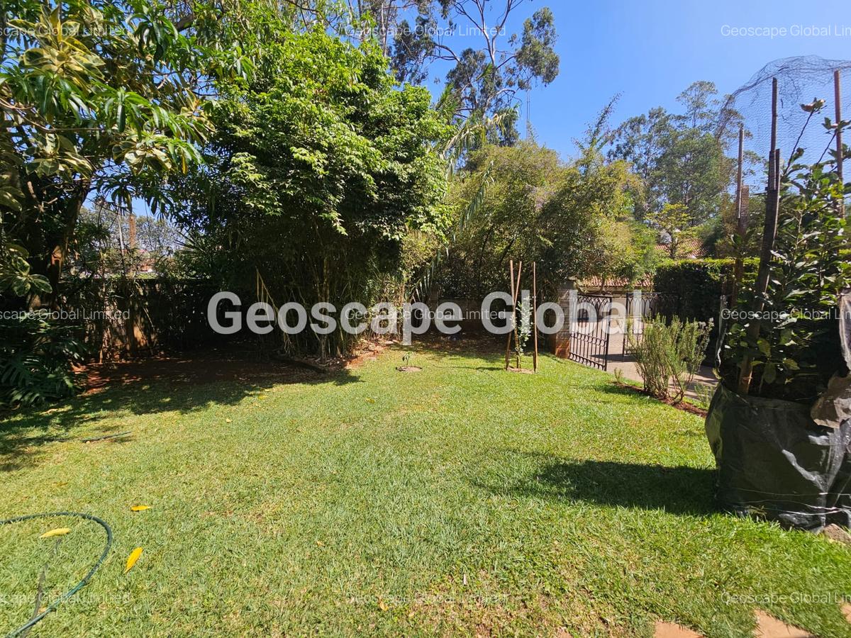 5 Bed Townhouse with En Suite in Lavington - 1