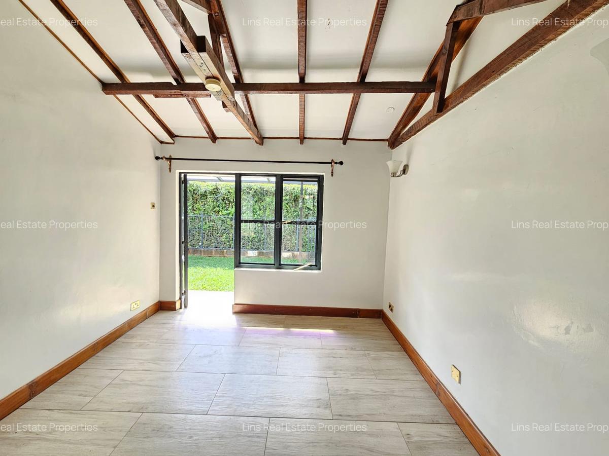 1 Bed House with En Suite in Loresho - 4