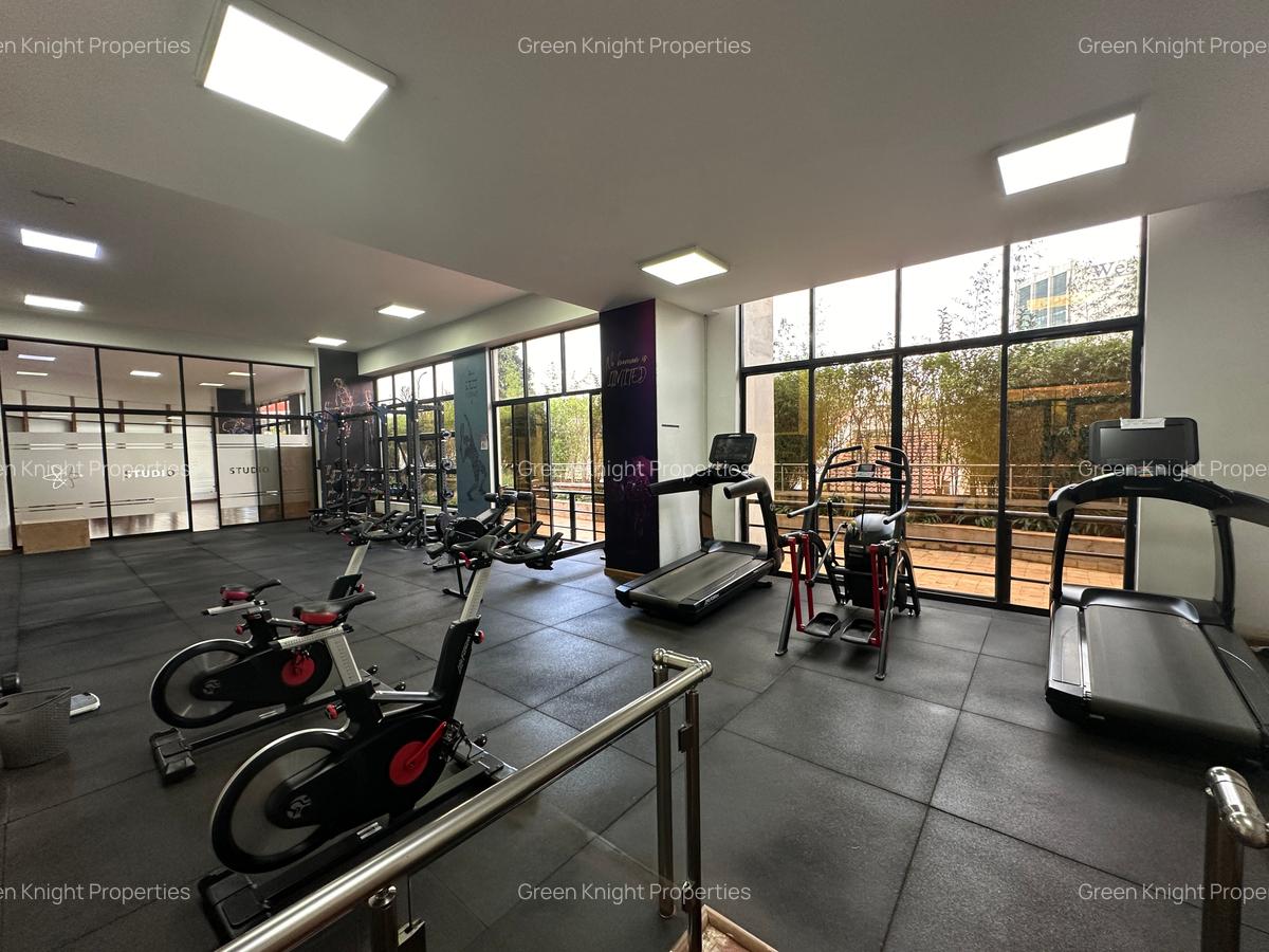 Serviced 2 Bed Apartment with En Suite in Westlands Area - 15