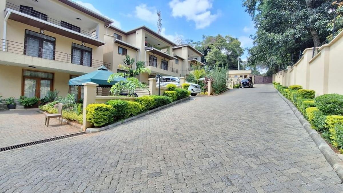 5 Bed Townhouse with En Suite at Njumbi Road - 1