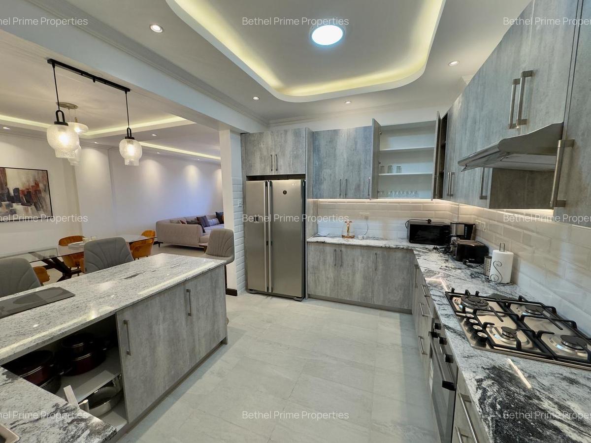 Furnished 2 Bed Apartment with En Suite in Brookside - 13