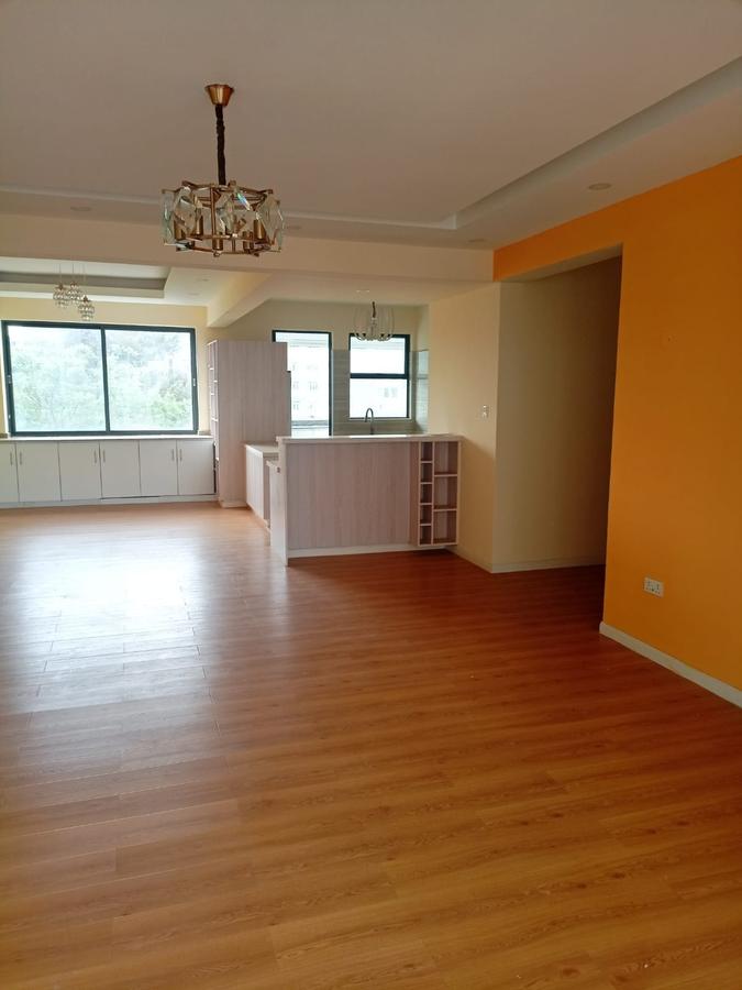 4 Bed Apartment with En Suite at Westland - 1