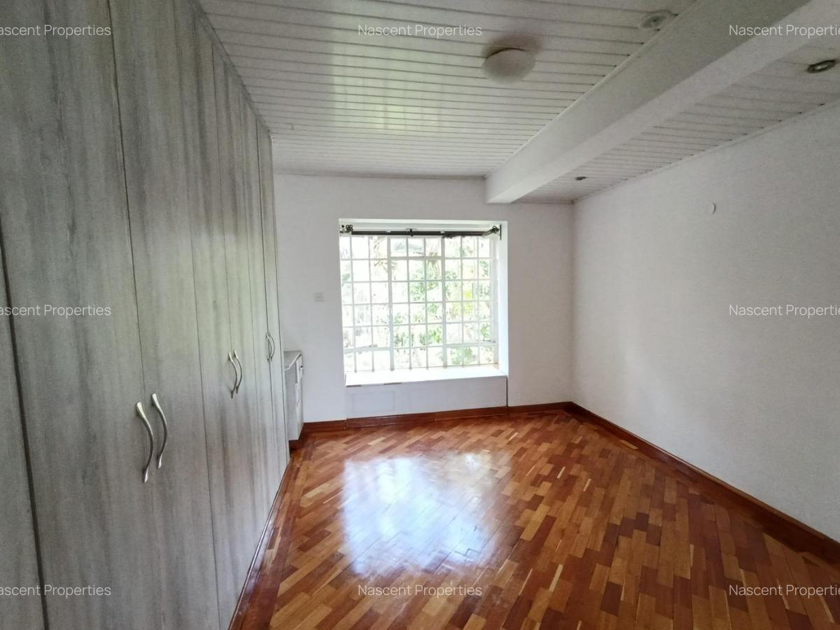 4 Bed House with En Suite in Gigiri - 5