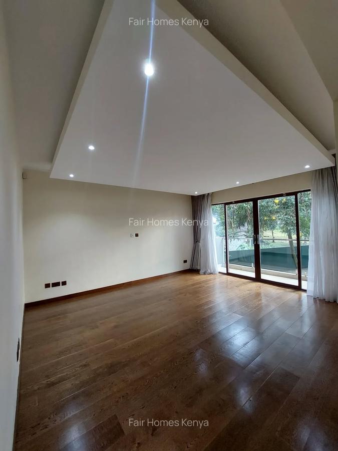 5 Bed Townhouse with En Suite at Convent Drive - 14