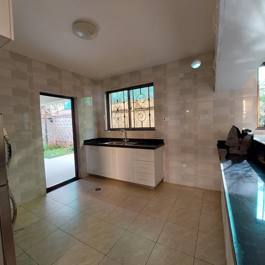 5 Bed Townhouse with En Suite at Chalbi Drivve - 7