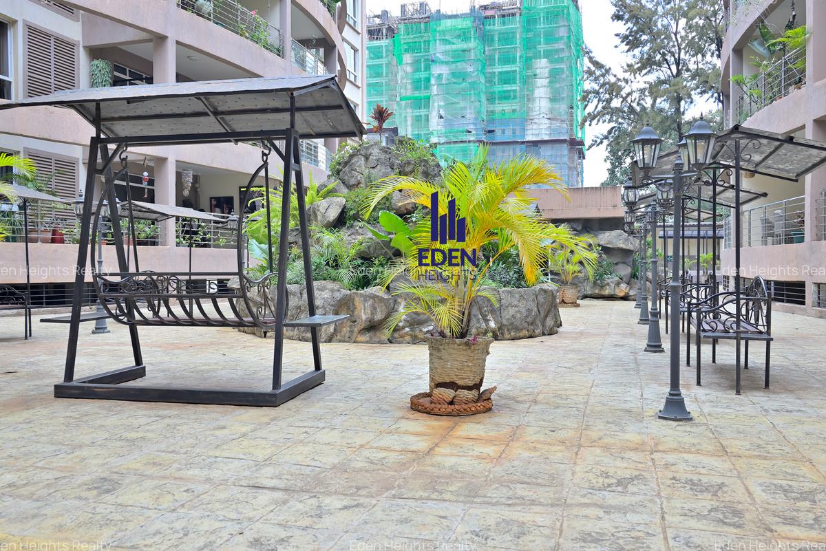 3 Bed Apartment with En Suite in Westlands Area - 17