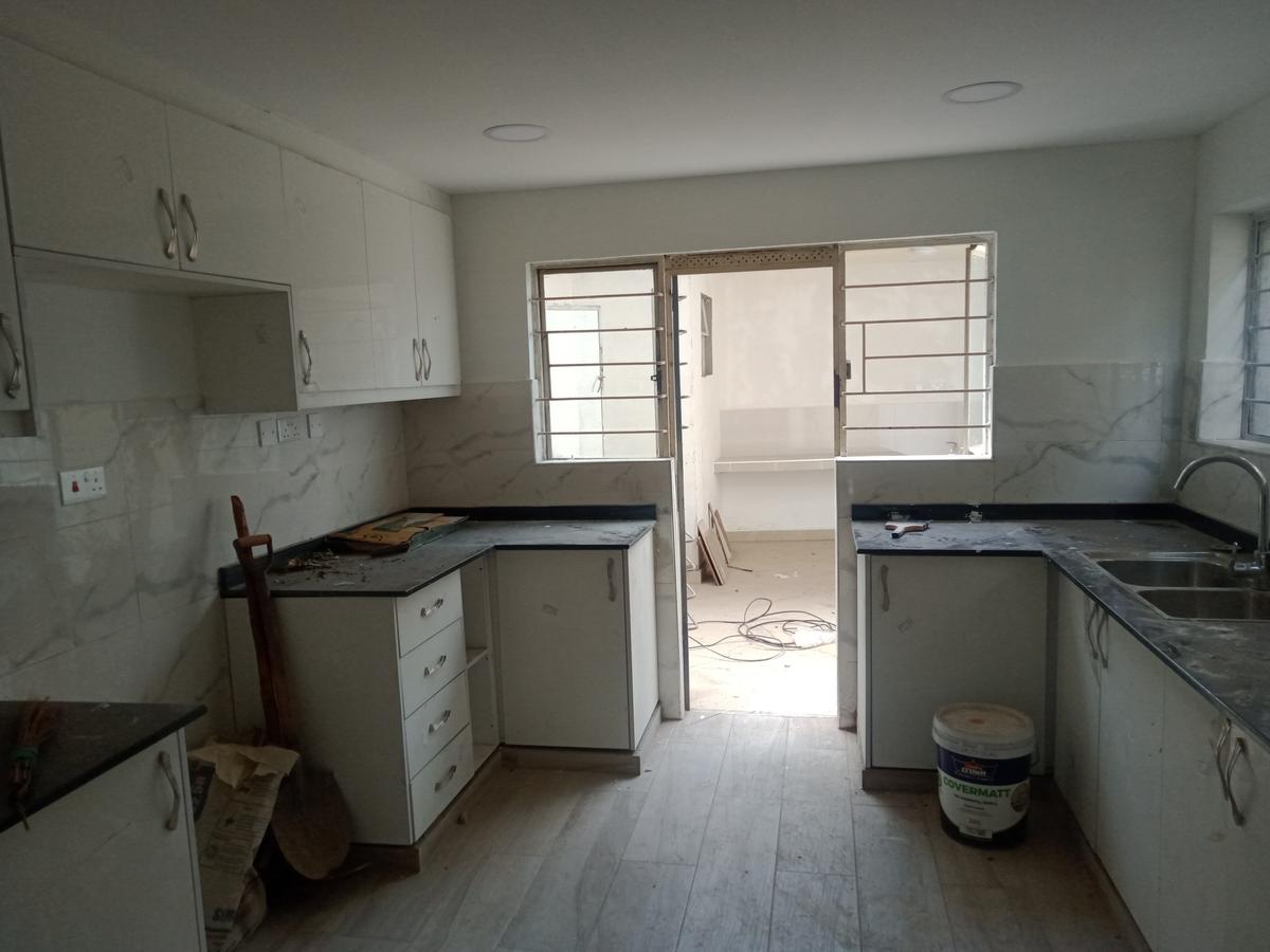 4 Bed Townhouse with En Suite at Waiyaki Way - 4