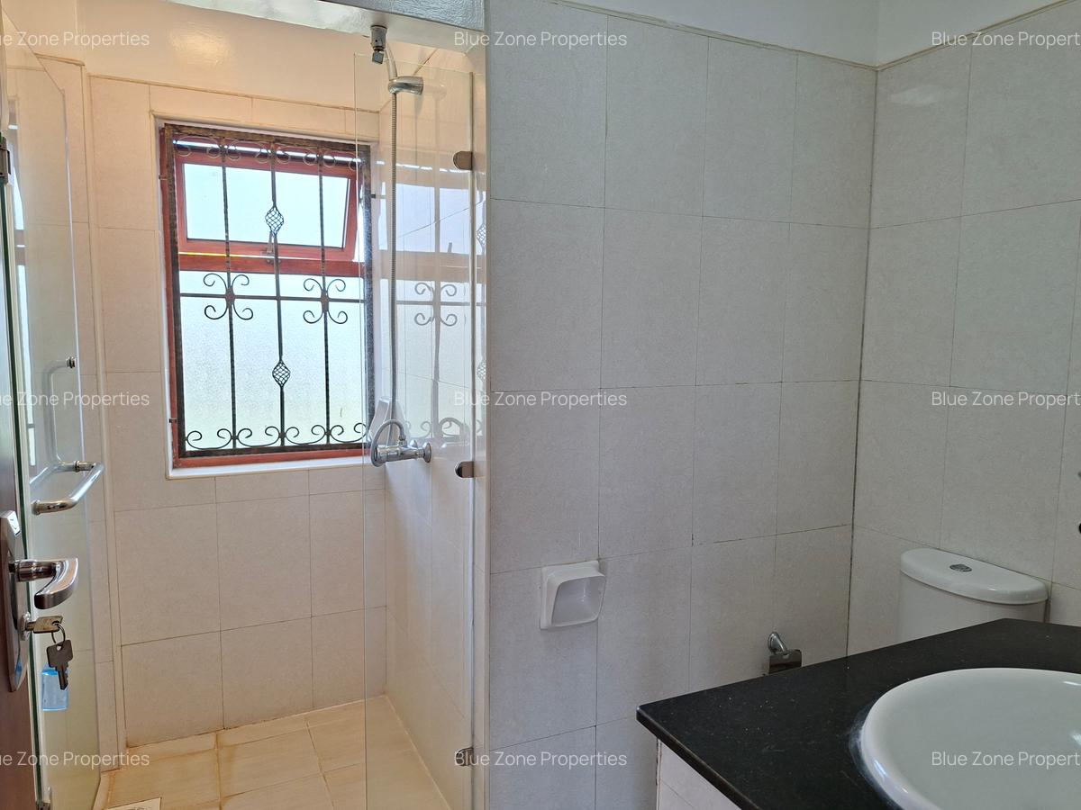 5 Bed Villa with En Suite at Off Ruaka Rd - 19