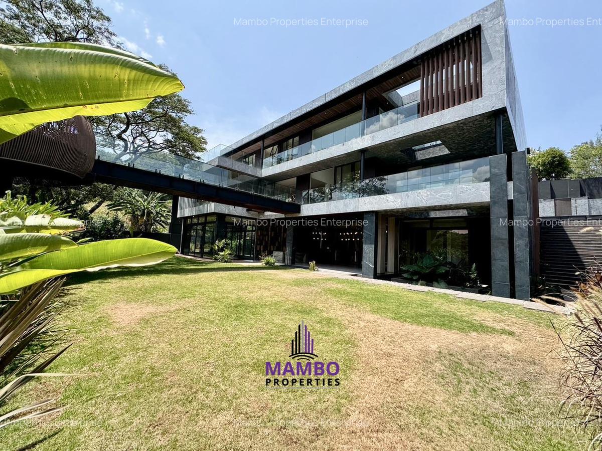 5 Bed House with En Suite at Saunders Close - 14