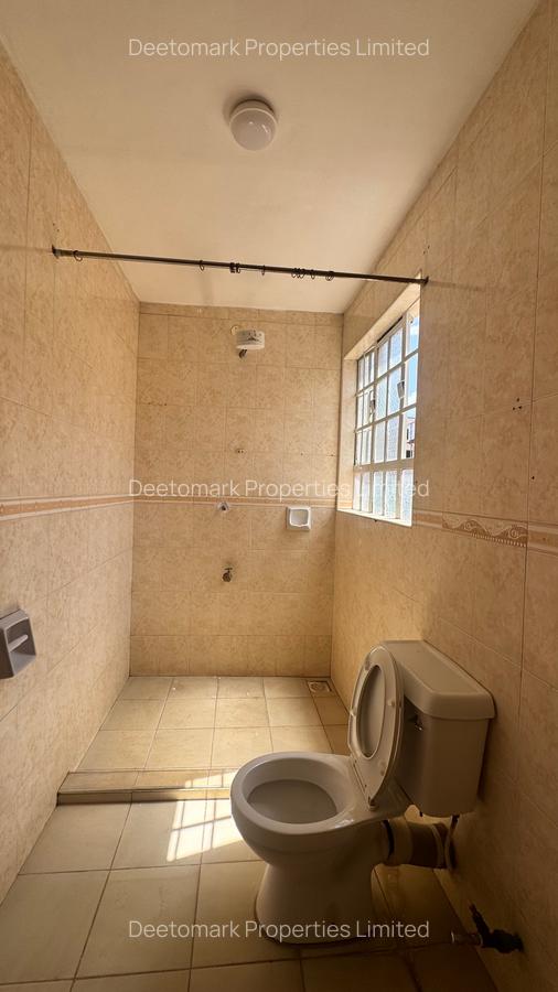 4 Bed Townhouse with En Suite at Dog Unit - 16