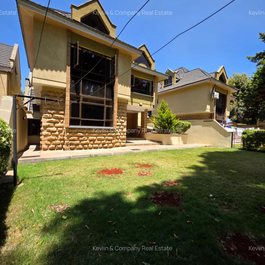5 Bed Villa with En Suite in Lavington - 2